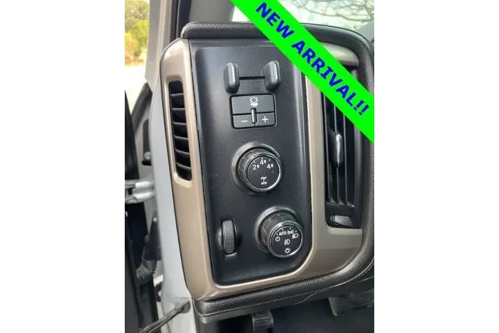 $32539 : GMC Sierra 2500HD 2015 4x4 D image 6