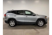 $21496 : GMC Terrain 2024 AWD SLE 4dr thumbnail