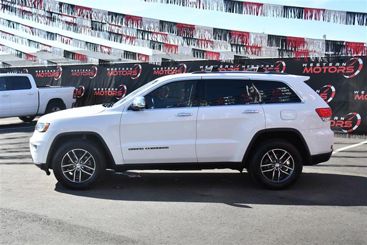 $26490 : Grand Cherokee Limited image 4