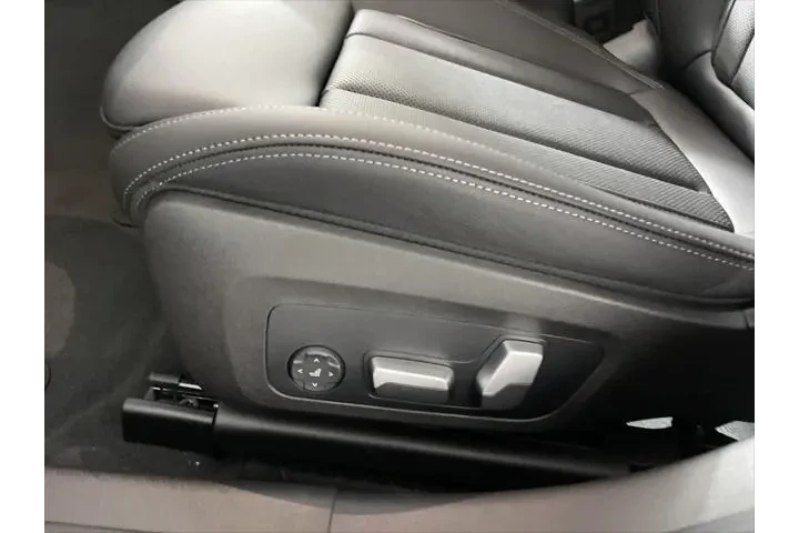 $36943 : BMW 3 Series 2023 AWD 330i x image 10