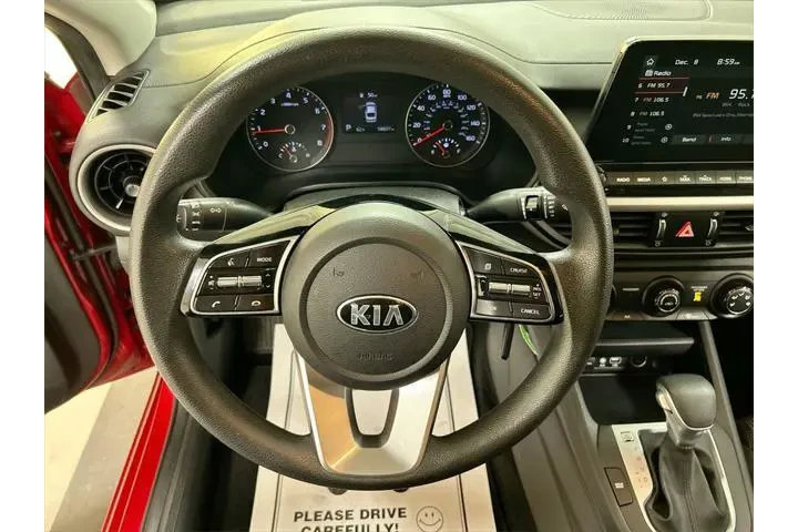 $13291 : Kia Forte 2021 LXS 4dr Sedan image 4