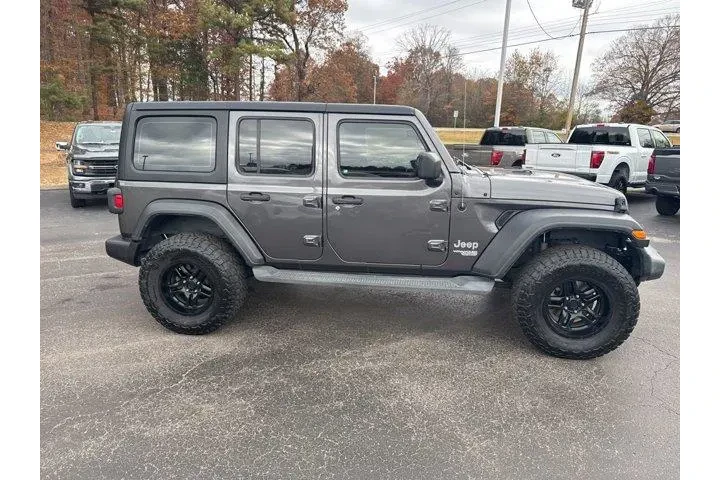 Jeep Wrangler Unlimited 2019 image 2