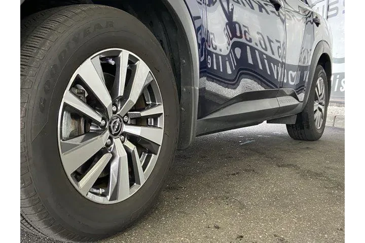 Nissan Pathfinder 2022 AWD S image 10