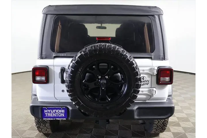 $26569 : Jeep Wrangler Unlimited 2021 image 9