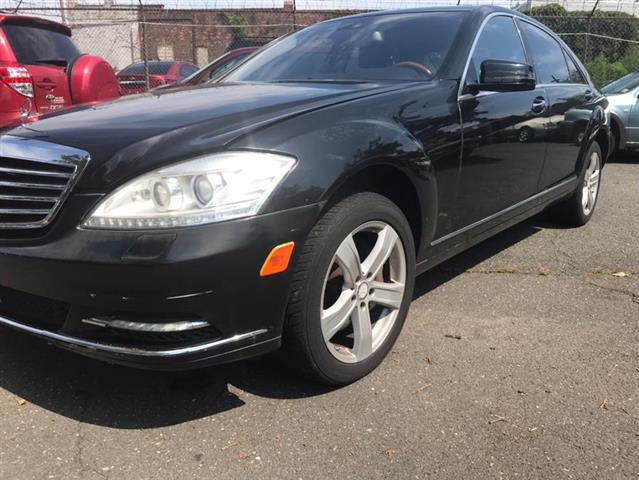 $17500 : Used 2010 S-Class 4dr Sdn S55 image 2