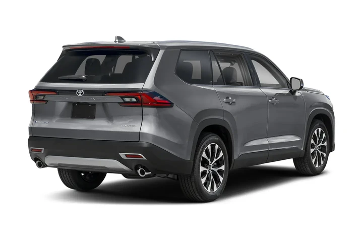 $63990 : 2026 Grand Highlander Hybrid image 2