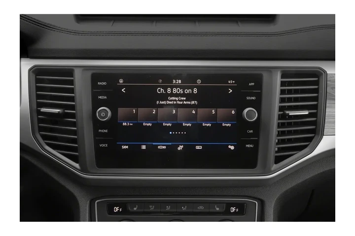 Volkswagen Atlas Cross Sport image 7