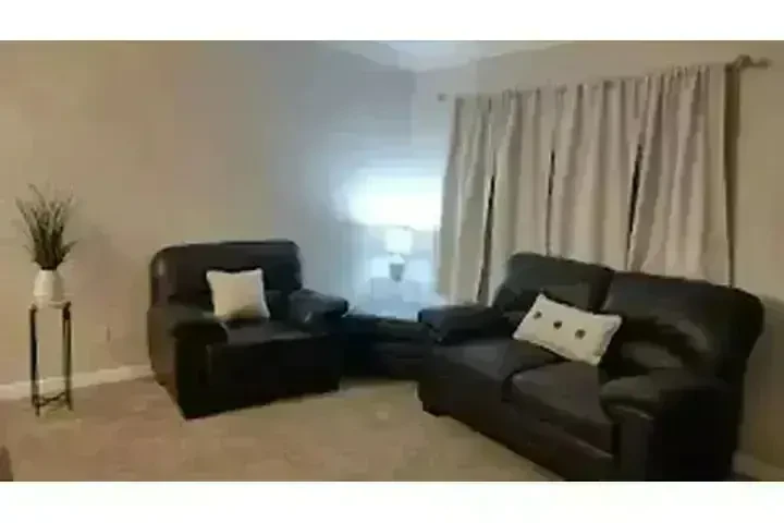 $1700 : PALMDALE APTO. $1700/MES image 6
