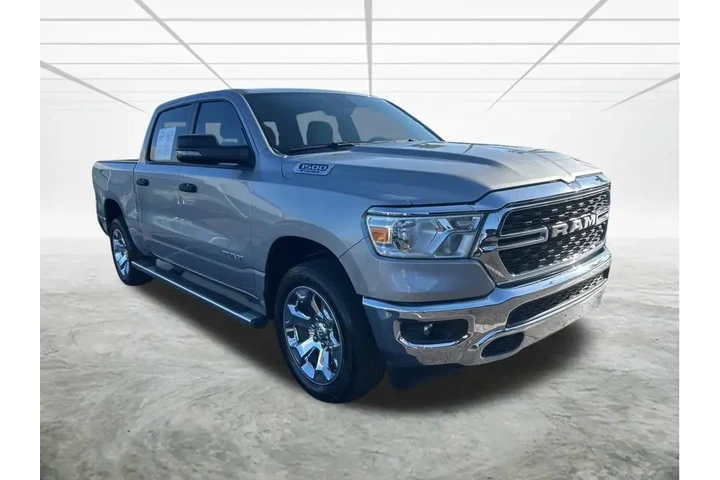 $33611 : Ram 1500 2023 4x4 Big Horn 4 image 2