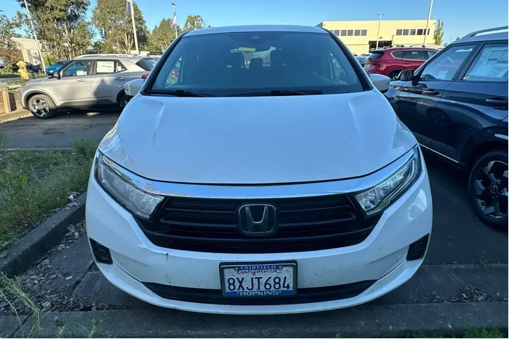 $31990 : Honda Odyssey 2022 Touring 4 image 5