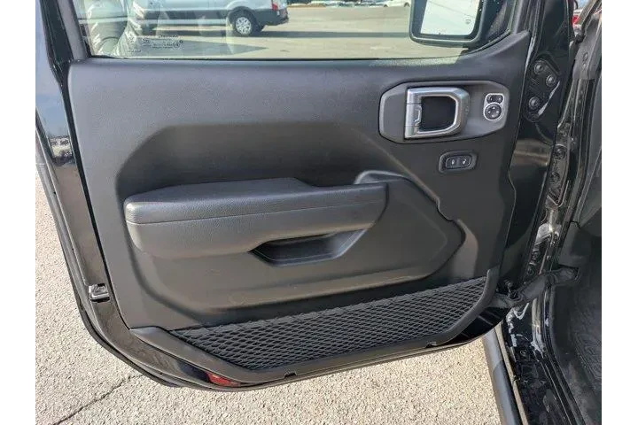 $39995 : Jeep Wrangler 2024 4x4 Rubic image 10