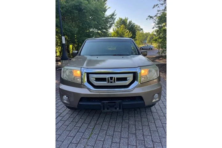 $5000 : 2010 Pilot EX-L image 1