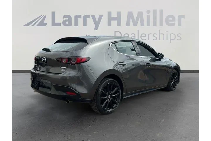 Mazda Mazda3 Hatchback 2021 image 5