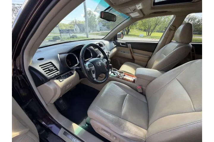 $11999 : 2012 Highlander Limited image 9