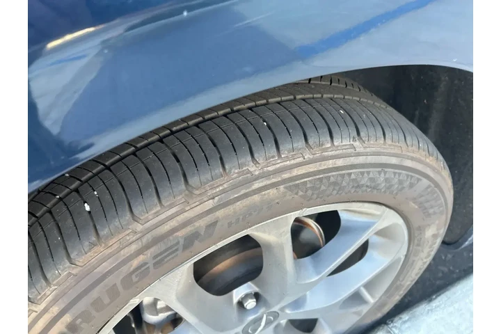 $18900 : Chrysler Pacifica 2022 Touri image 8