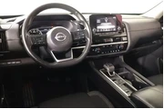 $31410 : Nissan Pathfinder 2025 SV 4d thumbnail