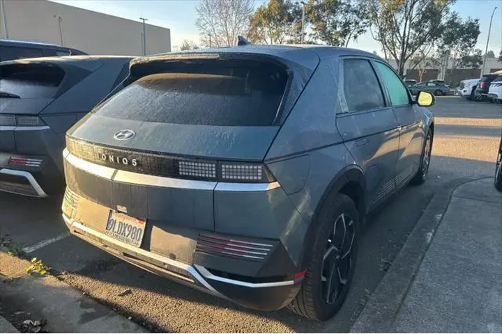 $25990 : Hyundai IONIQ 5 2024 SEL 4dr image 3