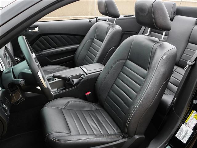 2011 Mustang GT Premium Conve image 1