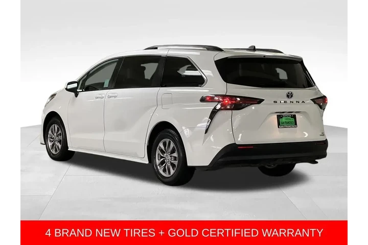 $36988 : Gold Certified2022 Sienna LE image 3