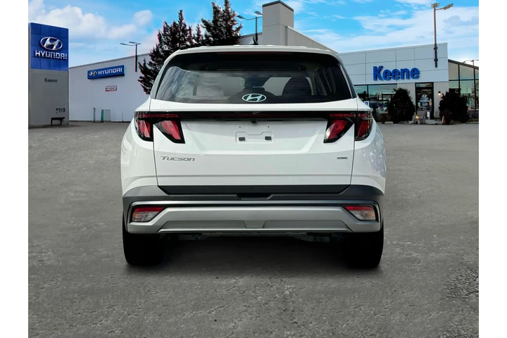 $28821 : Hyundai TUCSON 2025 AWD SE 4 image 6