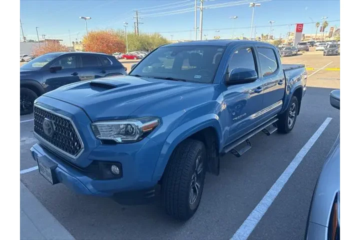 $31991 : Toyota Tacoma 2019 4x4 TRD S image 2
