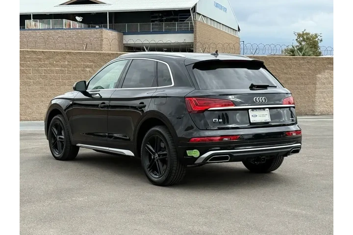 $31989 : Audi Q5 2022 AWD e quattro S image 5