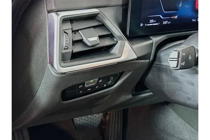 $35500 : BMW 3 Series 2024 AWD 330i x image 10