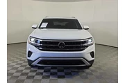 $28998 : Volkswagen Atlas Cross Sport thumbnail