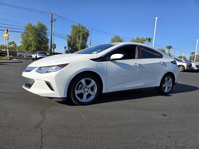 $19999 : Pre-Owned 2018 Volt LT image 2