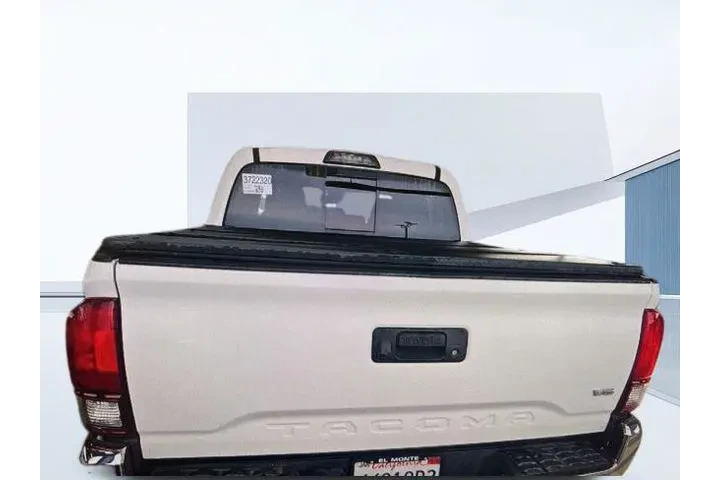 $27904 : Toyota Tacoma 2019 4x2 TRD O image 9