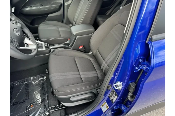 $25175 : Hyundai VENUE 2026 SEL 4dr C image 7