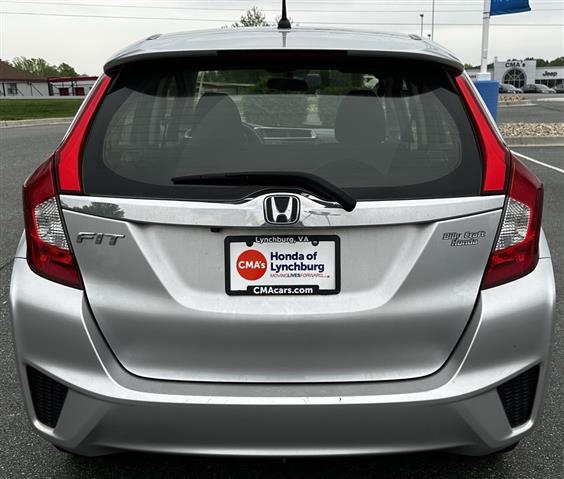 PRE-OWNED 2016 HONDA FIT EX image 4