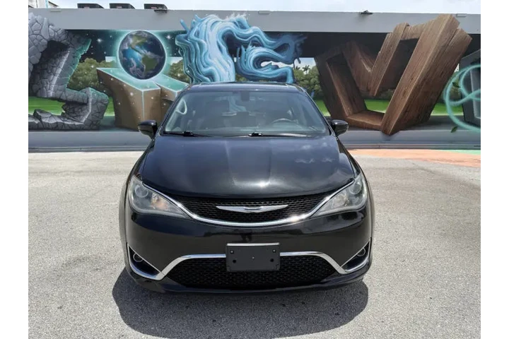 $7777 : 2018 Pacifica Touring Plus image 4