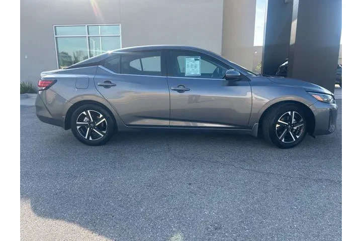 $19995 : Nissan Sentra 2025 SV 4dr Se image 5