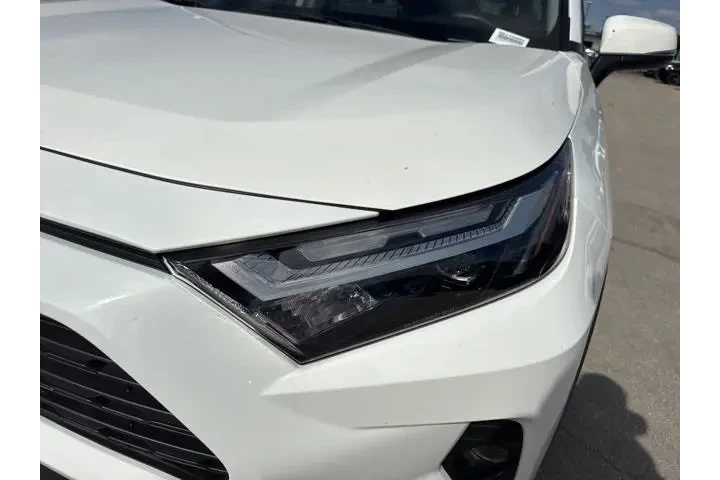 $27988 : Toyota RAV4 2025 XLE 4dr SUV image 9