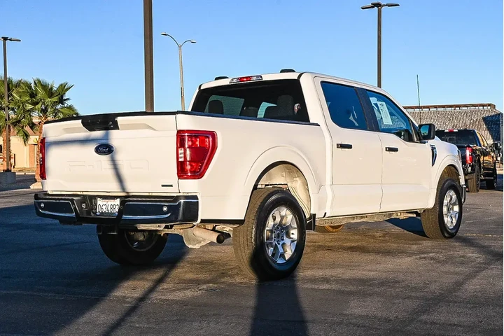 Ford F-150 2023 4x4 XLT 4dr image 8