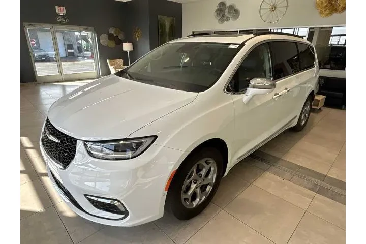 $32930 : Chrysler Pacifica 2022 Limit image 7