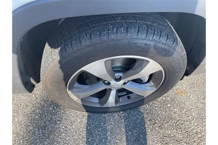 $22530 : Jeep Cherokee 2021 4x4 Limit image 9