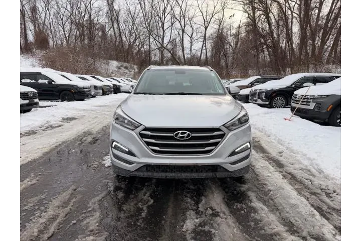 $12900 : Hyundai TUCSON 2018 AWD SEL image 9