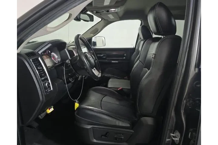 $27400 : Ram 1500 2018 4x4 Laramie 4d image 3