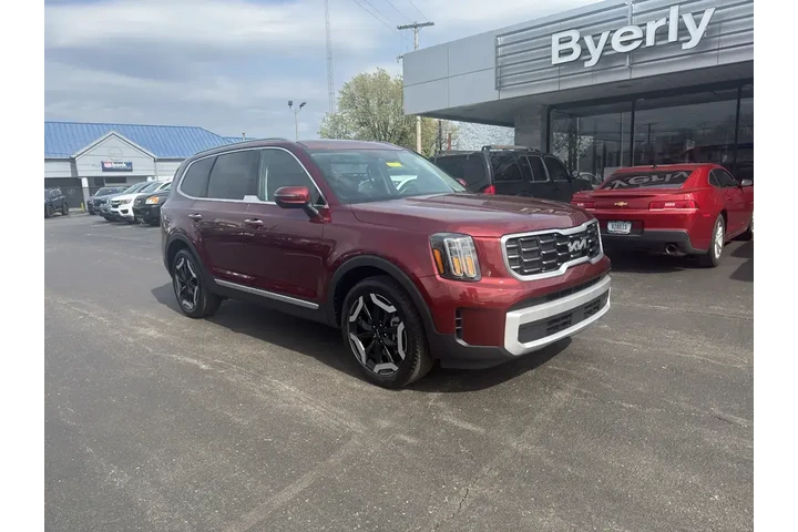 $33995 : Kia Telluride 2024 AWD S 4dr image 4
