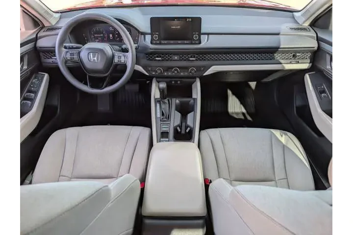 $24770 : Honda Accord 2024 EX 4dr Sed image 10