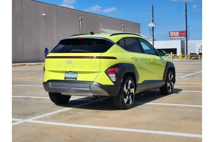 $25524 : Hyundai KONA 2024 Limited 4d image 5