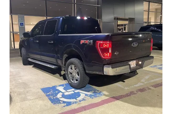 $37495 : Ford F-150 2021 4x4 XLT 4dr image 4