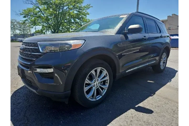 $32893 : Ford Explorer 2022 AWD XLT 4 image 4