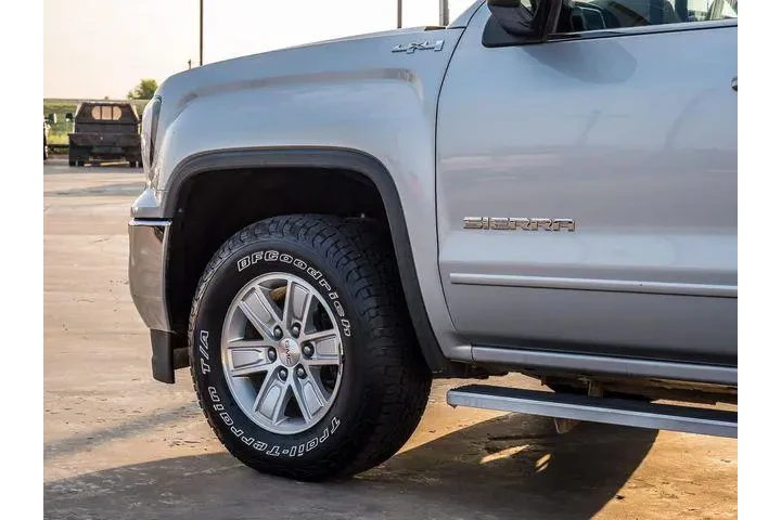 $22400 : GMC Sierra 1500 2016 4x4 SLE image 8