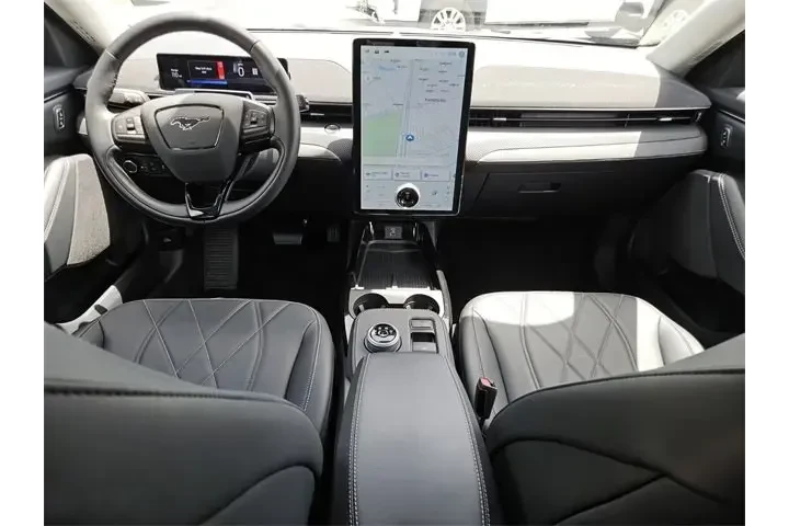 $32990 : Ford Mustang Mach-E 2024 Sel image 8