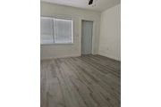 $1950 : Apartamento grande thumbnail