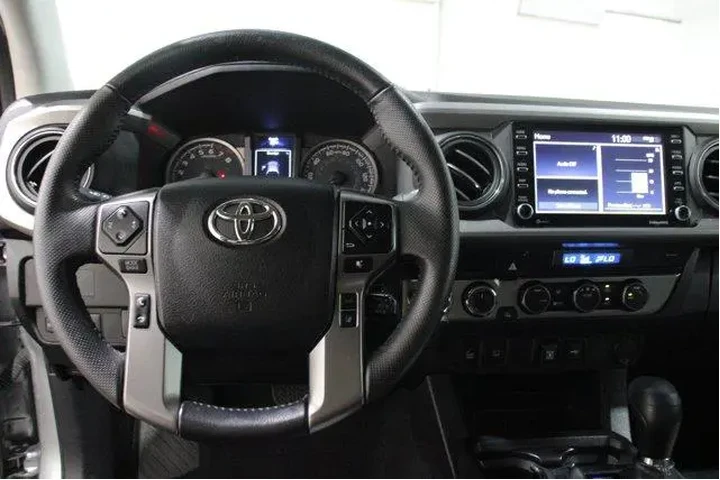 $39899 : Toyota Tacoma 2023 4x4 TRD P image 5