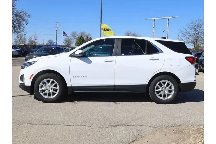 $21777 : Chevrolet Equinox 2024 LT 4d image 6